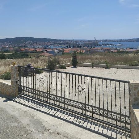 Apartment Nives Trogir Exterior foto